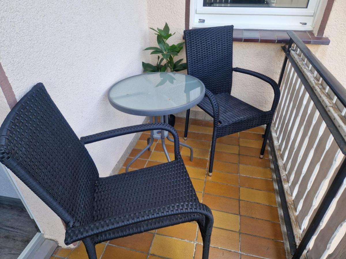 Ferienwohnung Am See Dillich - Eigener Garten - Ruhige Lage - Natur Vor Der Haustuer Borken  Bagian luar foto