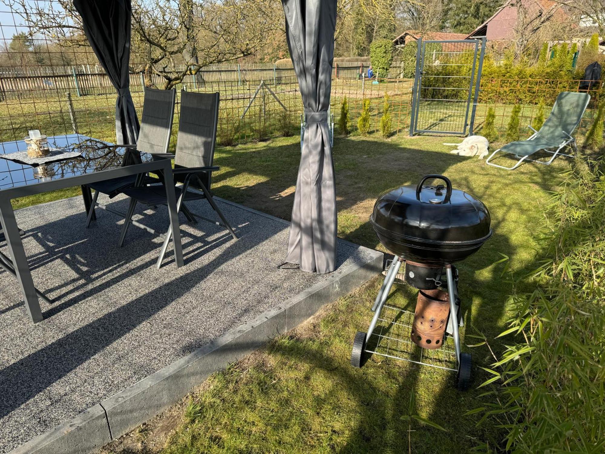Ferienwohnung Am See Dillich - Eigener Garten - Ruhige Lage - Natur Vor Der Haustuer Borken  Bagian luar foto